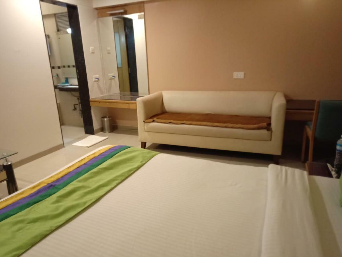 Treebo Trend Hotel Basera Púna Kültér fotó